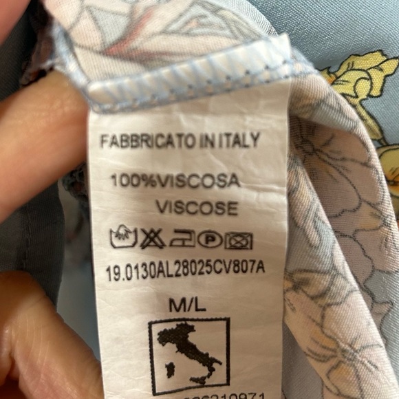 C’EST MOI FLORAL BLOUSE RUFFLED SLEEVY IN SIZE MEDIUM - Picture 7 of 8